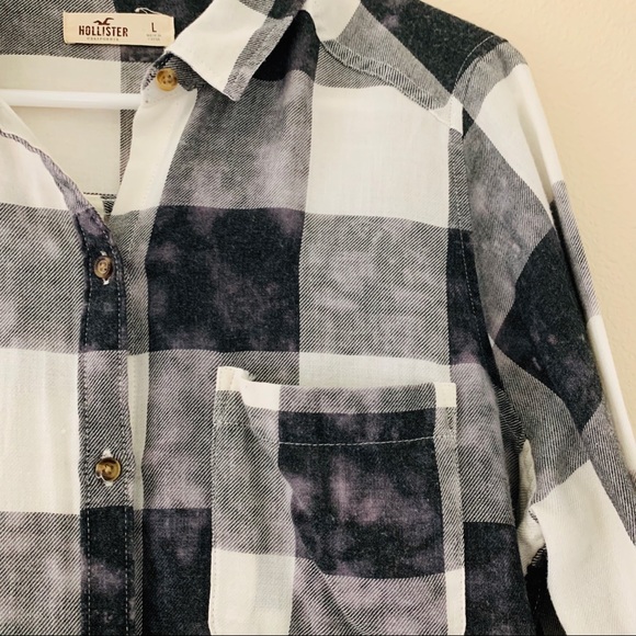 Hollister Grey Tones Flannel Top - Picture 3 of 4